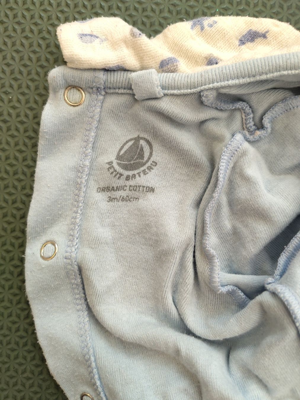 Petit Bateau Pagliaccetti: Petit Bateau Strampler Bio-Baumwolle Grösse 60 hellblau – Usato da Zürich venduto da bmimor 2