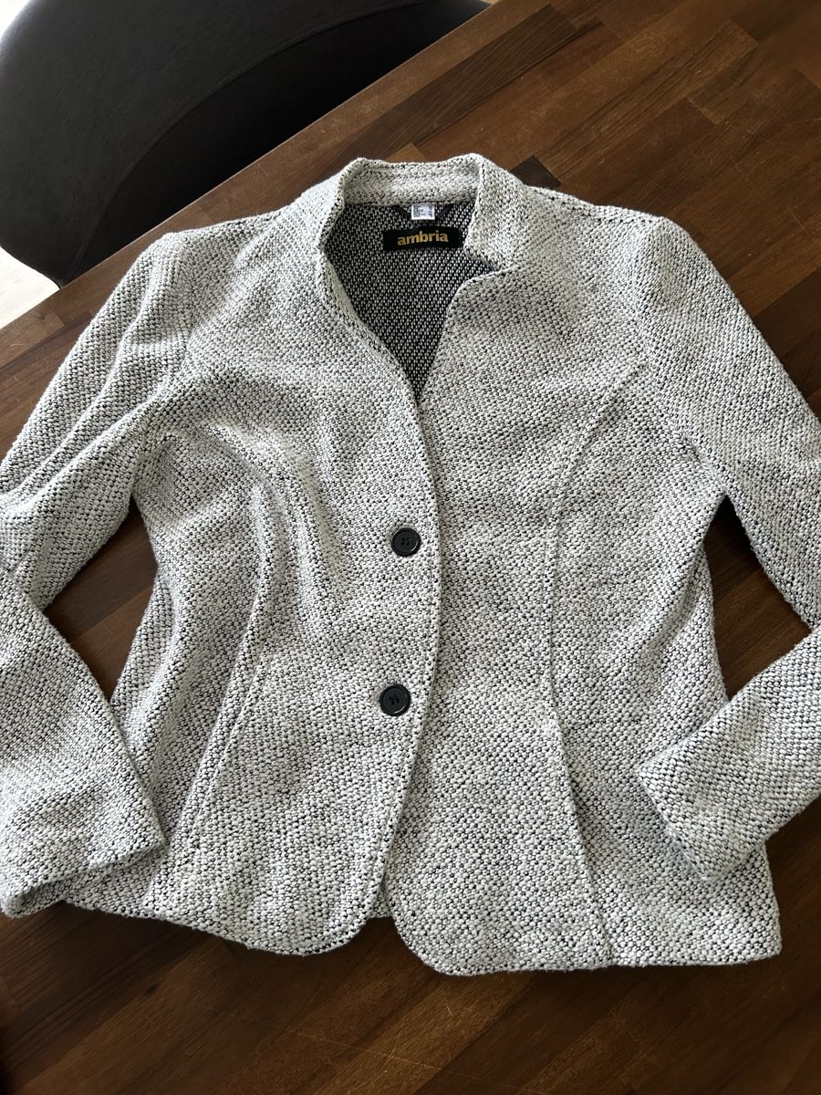 Giacche: AMBRIA Bouclé Blazer Jacke Gr. 40 – Nuovo (secondo la descrizione) da Balsthal venduto da LaLiLu77