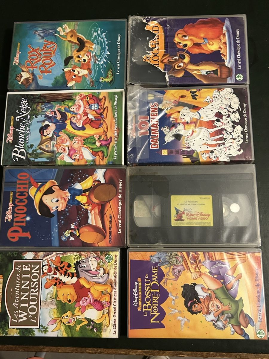 Tutti i VHS: VHS Disney lot de 8 cassettes – Usato da Thierrens venduto da Bigla