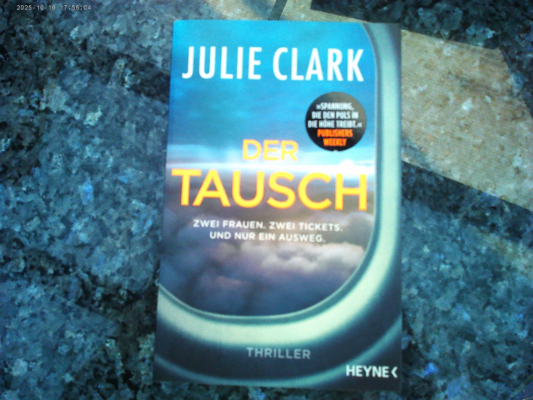 Livres: Der Tausch von Julie Clark – D'occasion à reitnau par Sib7