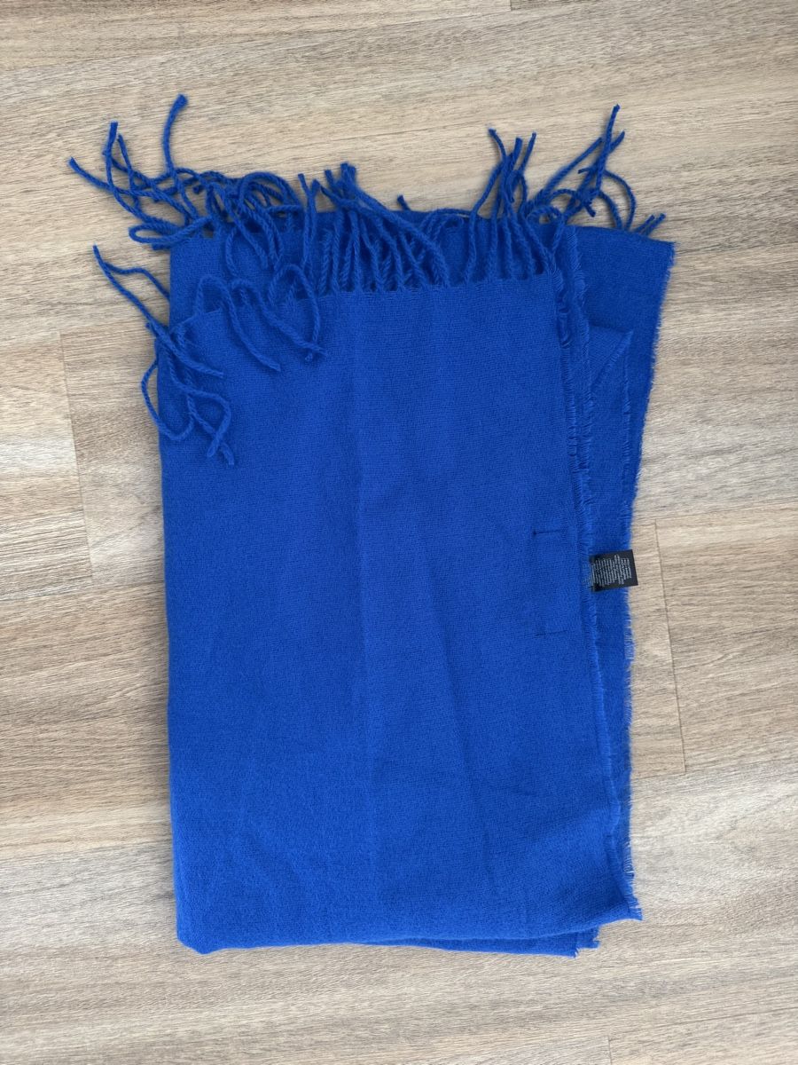 Foulards, Tücher & Schals: Langer blauer schal – Neu (gemäss Beschreibung) aus Sierre von jen_w8vt