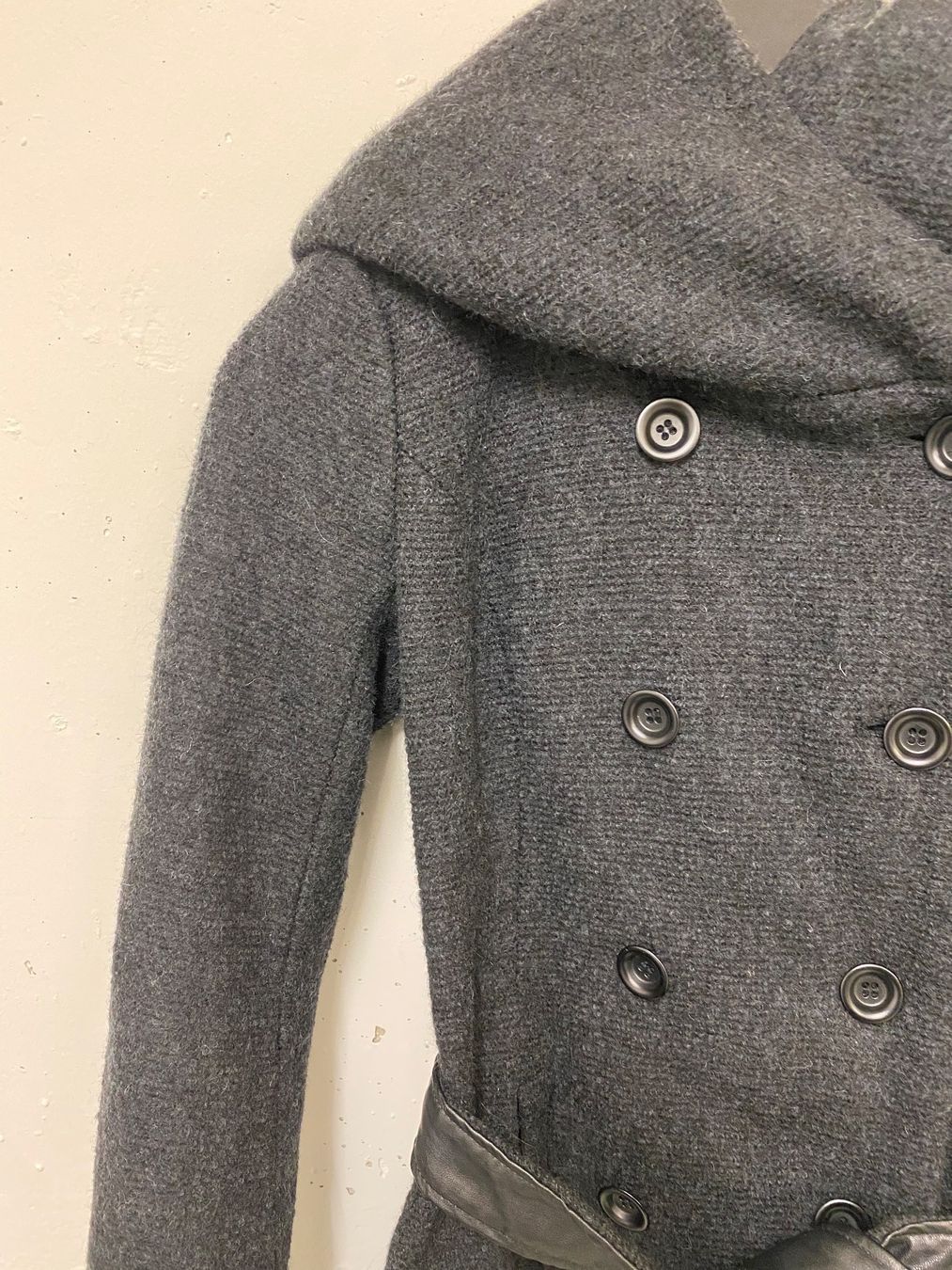Only Giacche: Damen Jacke von ONLY gr.M – Usato da Pfungen venduto da Outlet64 1