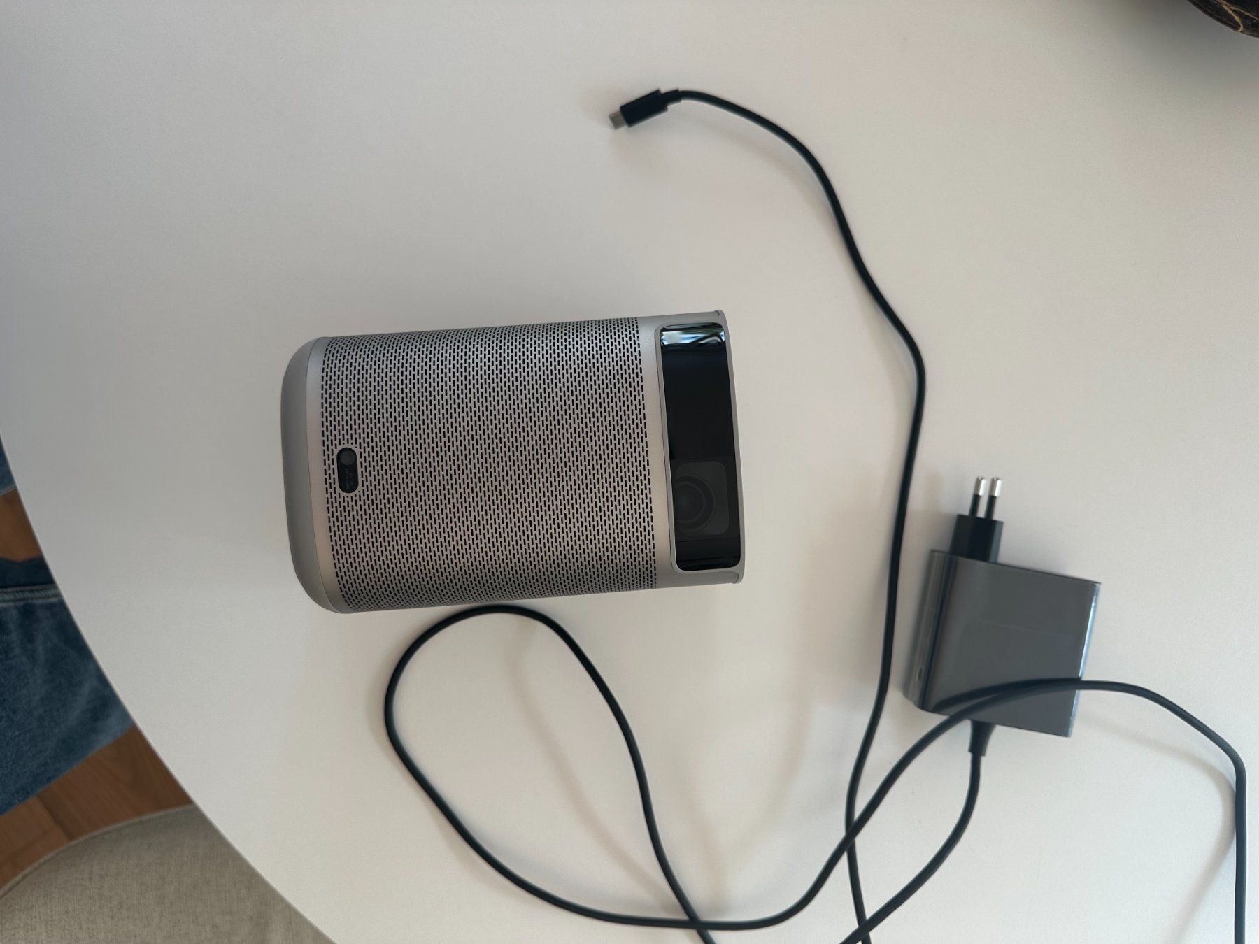 Xgimi Videoprojektoren: XGIMI Mogo 2 Mini Projektor – Gebraucht aus Zürich von suiram1 3