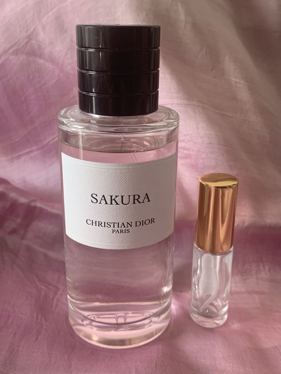 Dior Profumi & Eau de Toilette: Dior Sakura 4ml EdP – Nuovo (secondo la descrizione) da Volketswil venduto da chocoli