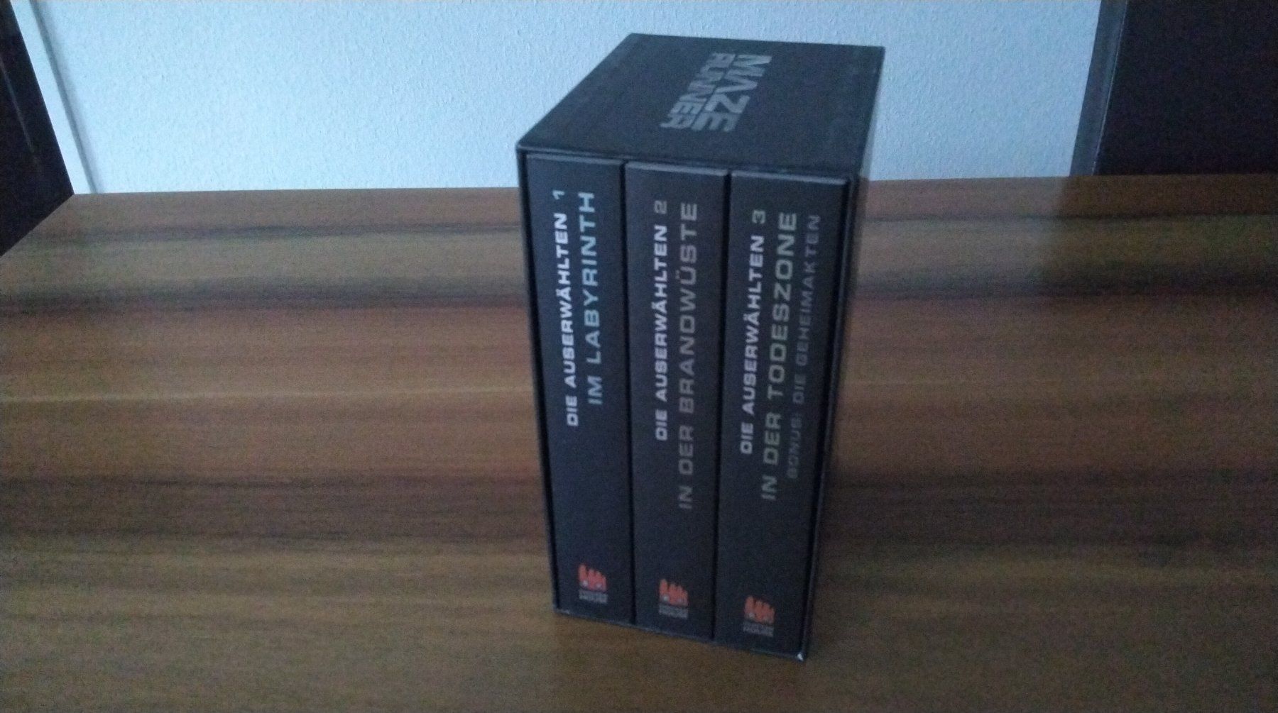 Libri: MAZE RUNNER TRILOGIE / DIE AUSERWÄHLTEN – Usato da Steinhausen venduto da pinu09