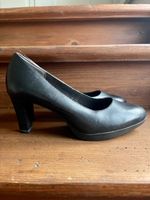 Tamaris Pumps schwarz Leder Grösse 39 neu mit Etikett