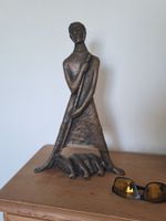 BRONZE SKULPTUR - "SCHAFHIRTE"-