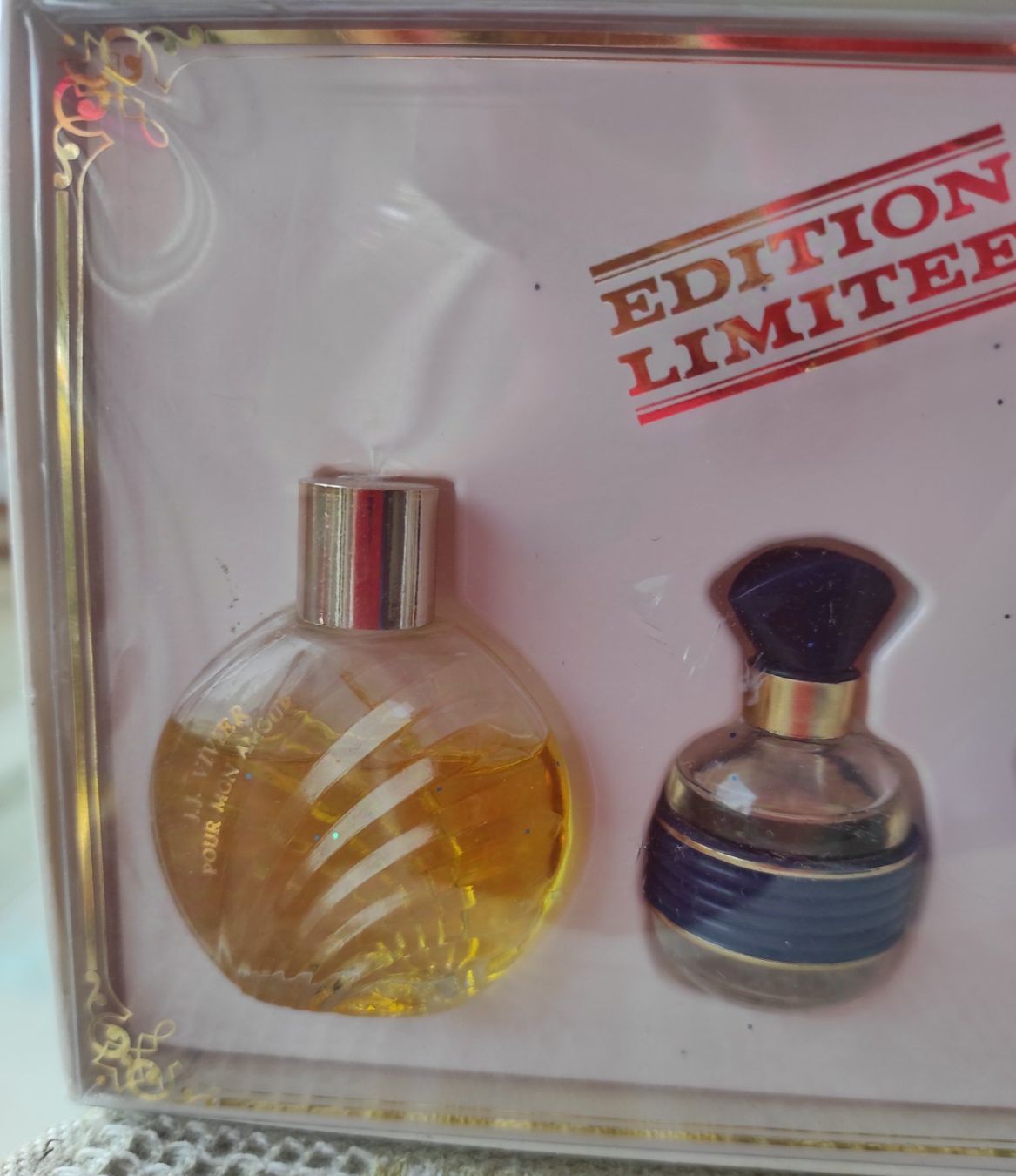 Parfum & Eau de Toilette: Coffret miniatures – Gebraucht aus Renens VD von cla_7zv5 1