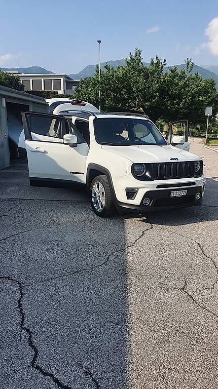 Jeep Automobili: Jeep Renegade 1.3 PHEV 4XE Hybrid – Usato da Bedano venduto da nikpower77 1