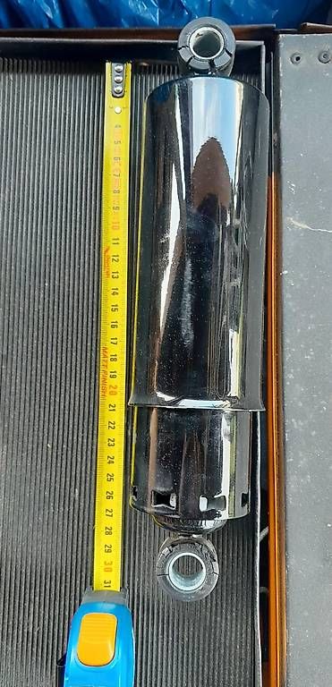 Tutti i ricambio per moto: Progressive Suspension Sportster – Usato da Arzo venduto da xab_5tf5 3