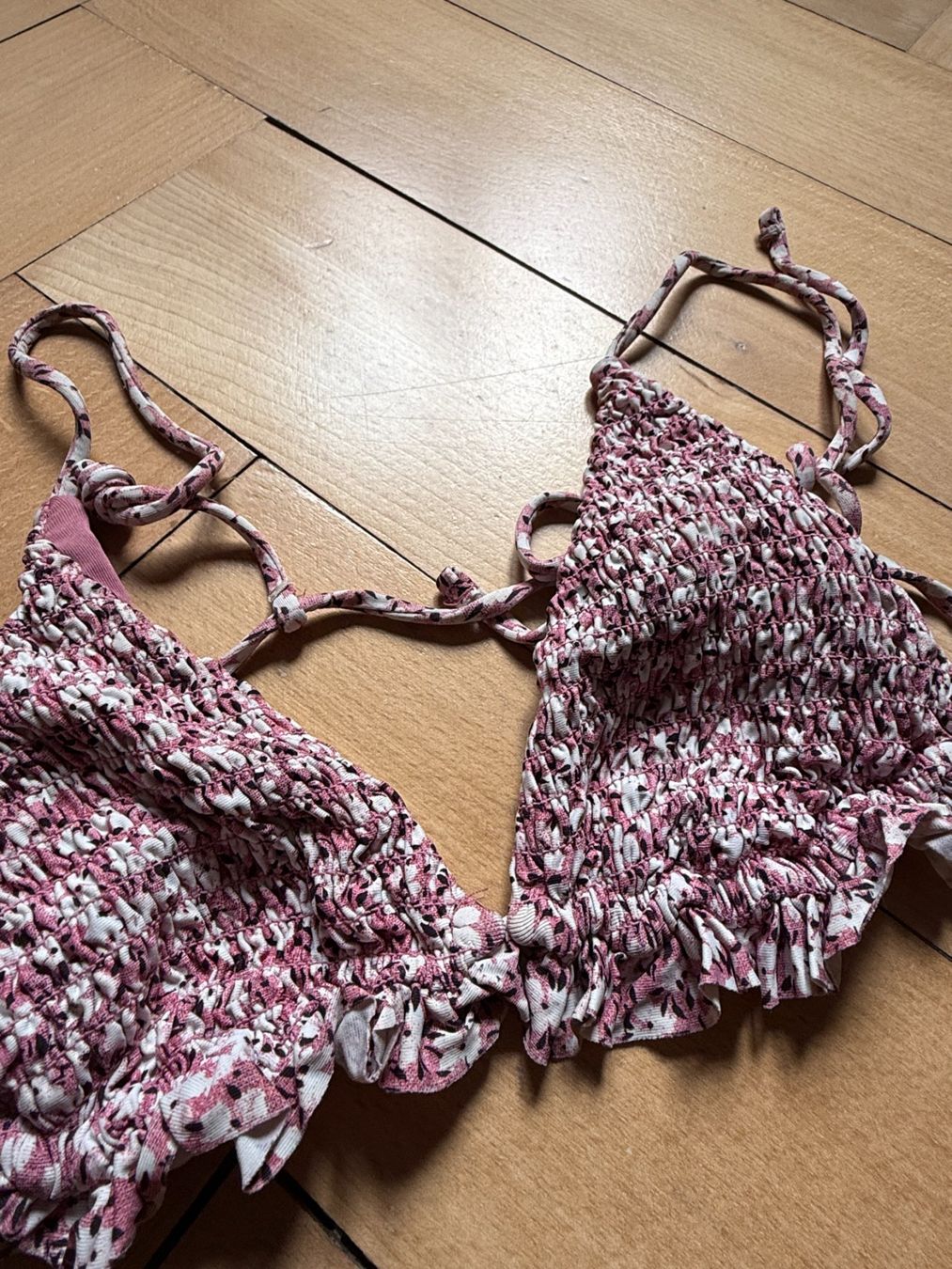 Costumi da bagno & Bikini: Bikini Oberteil beerenfarben gemustert XS – Usato da Zürich venduto da Diazaio 1