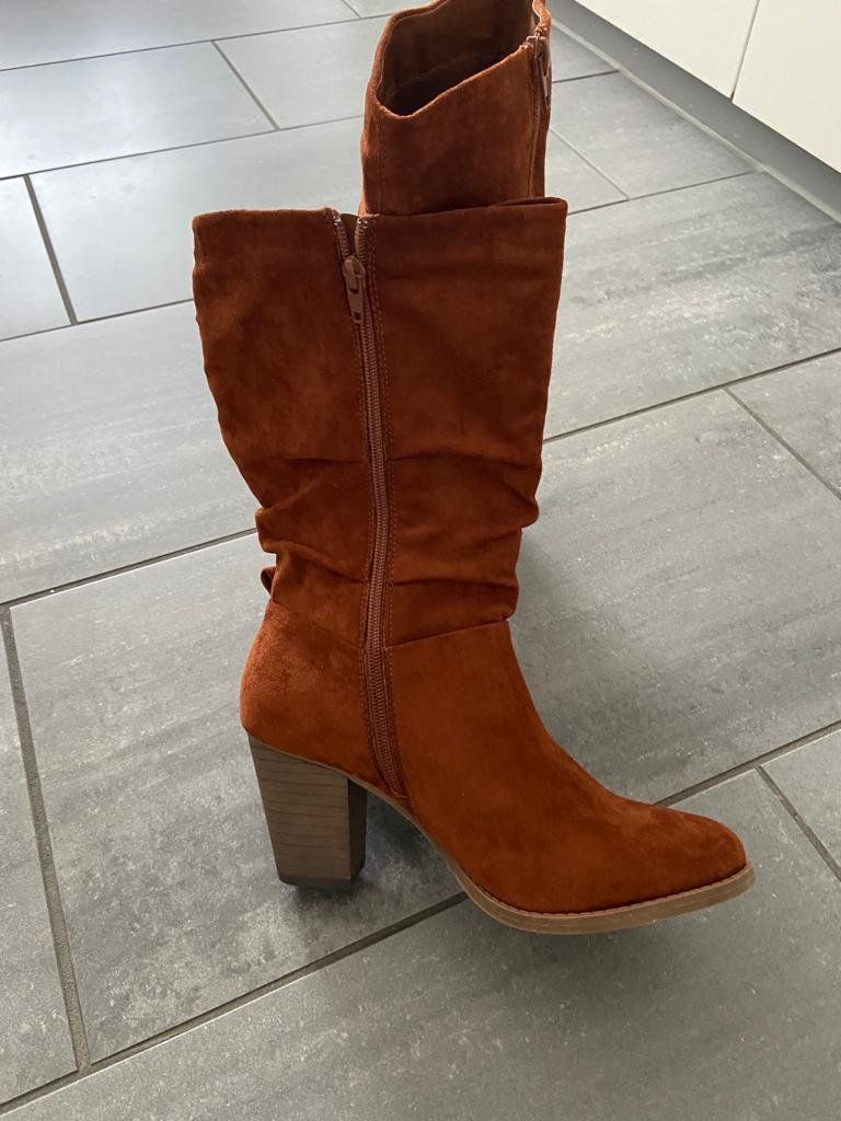 Scarpe da donna: Stiefel cognac Gr.41 neu – Nuovo (secondo la descrizione) da Thalwil venduto da Briscolina 2