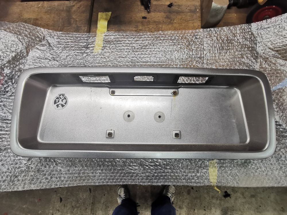 Jeep Toutes les pièces auto: Nummernschild Halter Jeep Grand Cherokee zj – D'occasion à Ins par joojooo