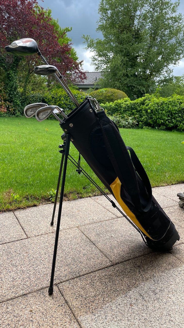 Mazze & Set: Leichter Golfsack mit Schlägerset – Usato da Zürich venduto da 4claudi 1