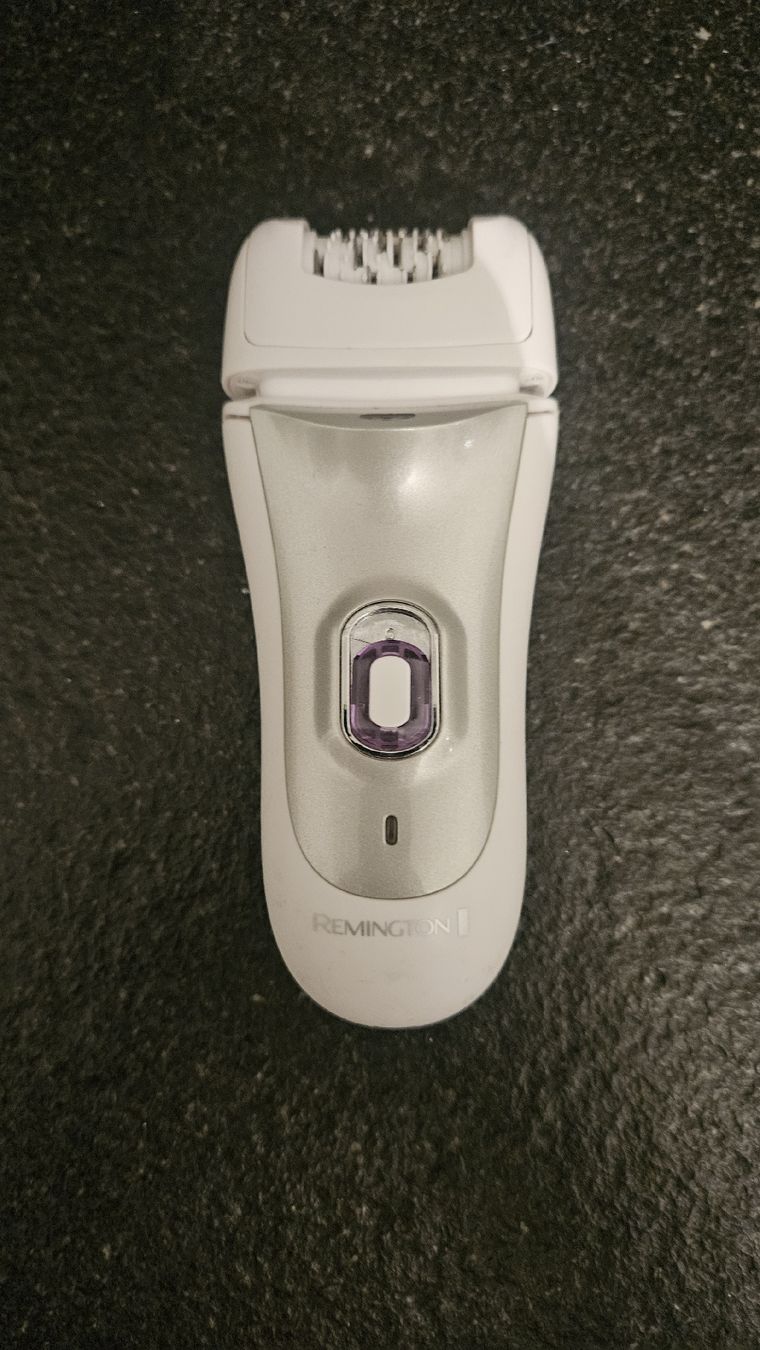 Remington Epiliergeräte: Remington EP7030 Epilator good condition – Neu (gemäss Beschreibung) aus Sachseln von laz_65cg 4