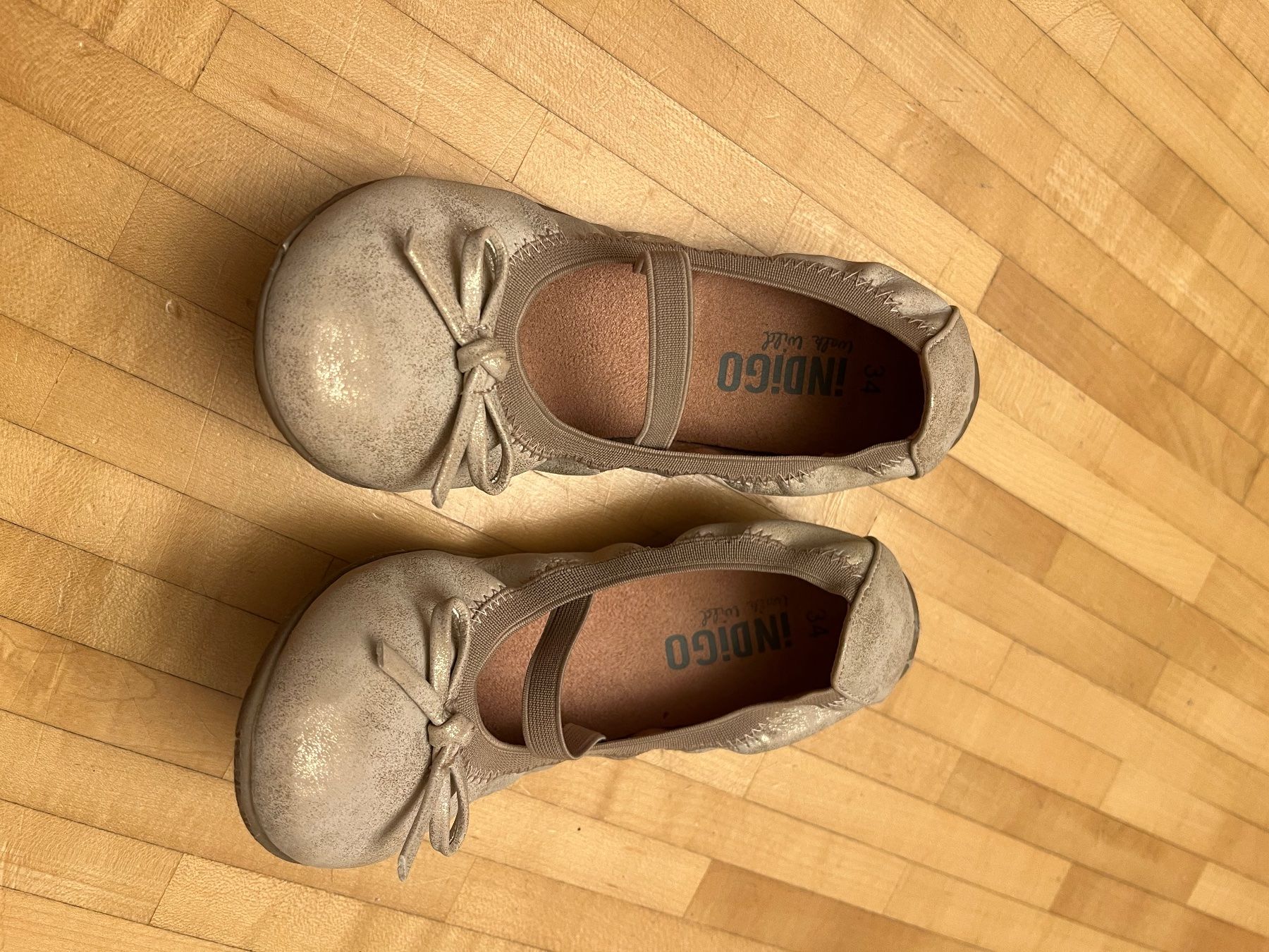 Schuhe für Mädchen: Ballerina Schuhe 34 – Gebraucht aus Horgen von Hoppelhase11
