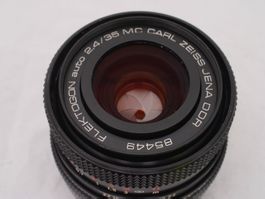 Carl Zeiss Jena Flektogon MC 35mm f2.4 M42 49