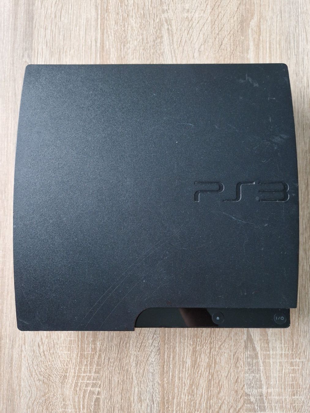 Sony Console: Ps3 Slim + 19 Games + 2 Kontroller + "Play & Charge Pack" – Usato da Rebstein venduto da Ajs_Toy_Palast_1 1