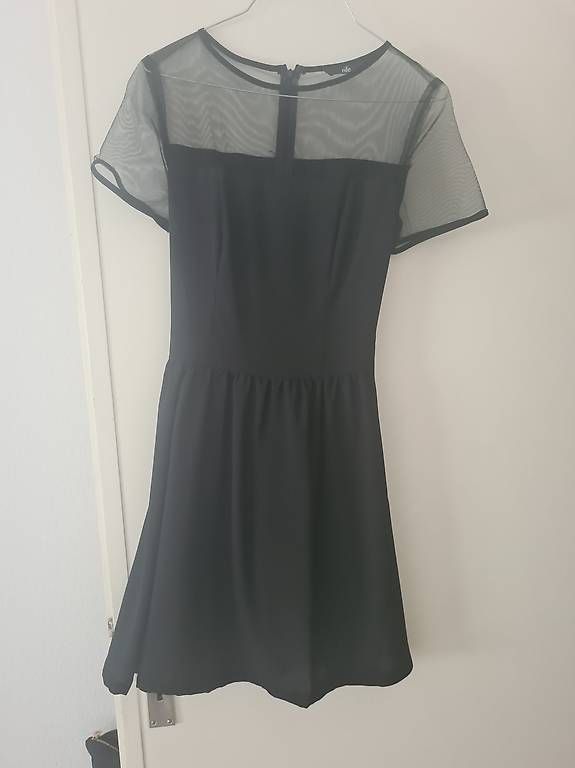 Vestiti: Kleid – Nuovo (secondo la descrizione) da Bern venduto da ast_k5pn