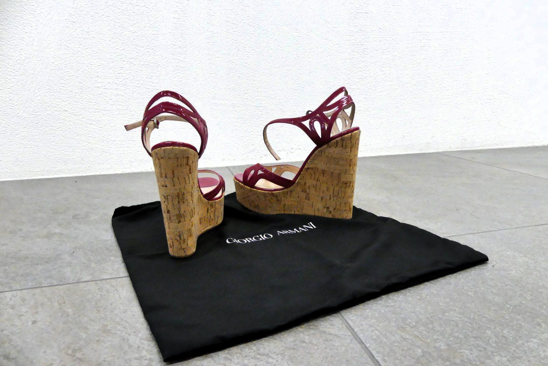 Armani Scarpe da donna: Giorgio Armani Pumps mit Riemen – Nuovo e nell'imballaggio originale da Triesen venduto da Rnc1 1