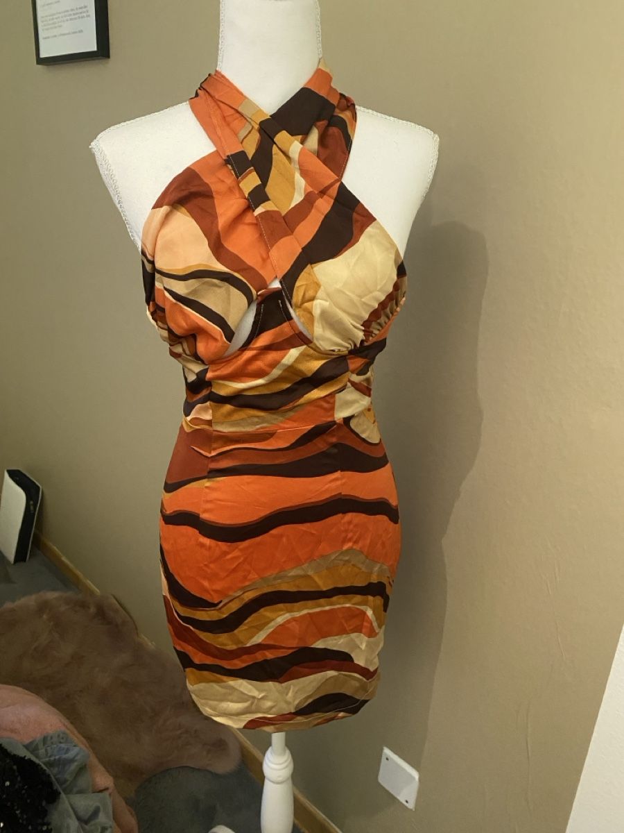 Vestiti: Neues Minikleid Orange Braun Gr. 34 – Nuovo e nell'imballaggio originale da Winterthur venduto da mie_l9gr