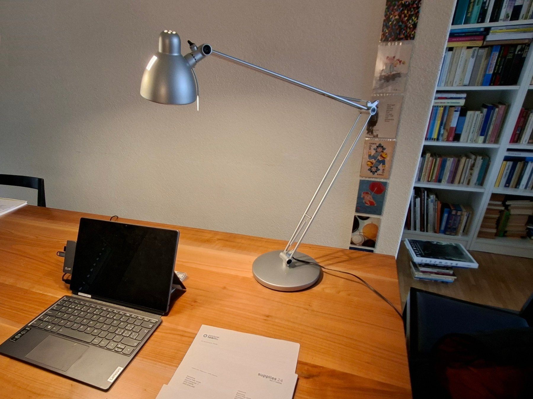 Lampade: Designer Schreibtischlampe Halogen / Extrem praktisch – Usato da Hinwil venduto da Peter560 5
