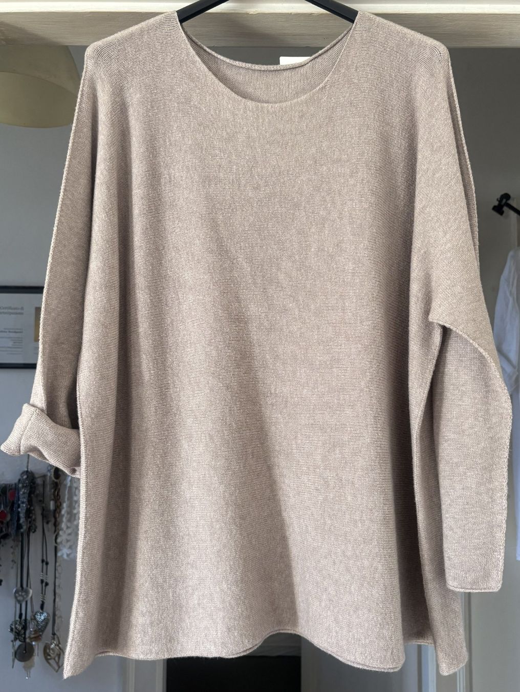 Pullover & Sweatshirts: PULLOVER OVERSIZE! M NOUVEAUTÉ 2026/27 – Neu und originalverpackt aus Locarno von NicoNion