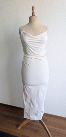 Elegant Summer Dress: Cream, Midi Length