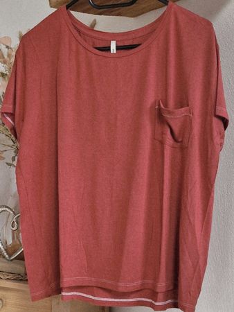 T-Shirt mit Tasche, Grösse M, Rost