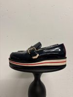 Hilfiger Lack Loafers mit Plateausohle Gr. 36 schwarz Leder
