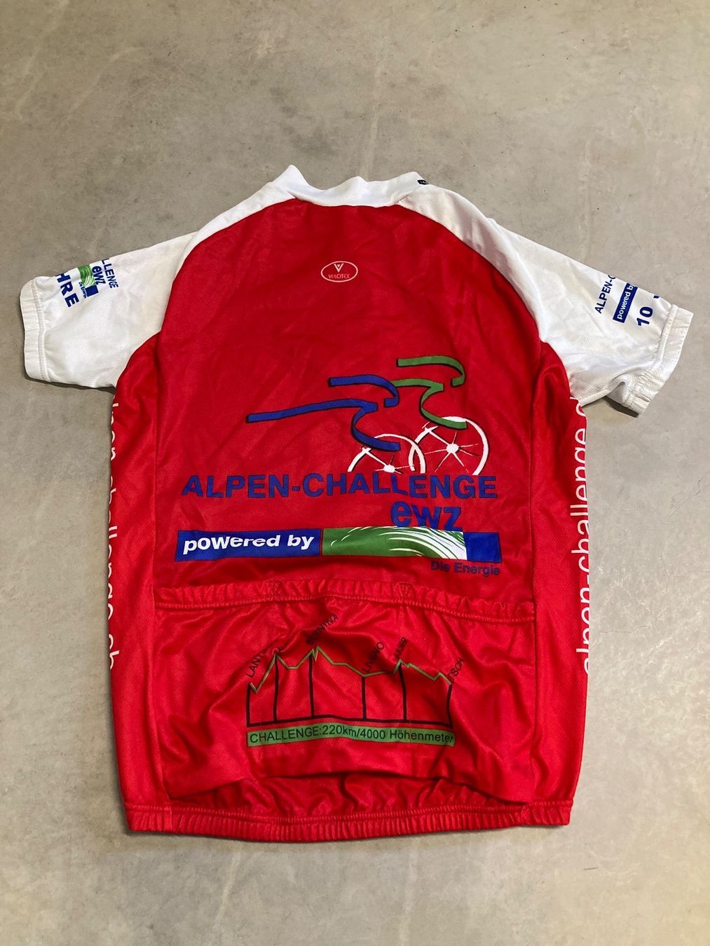 Leibchen & Hosen: Alpen-Challenge Lenzerheide Velotrikot Grösse L – Gebraucht aus Tumegl/Tomils von meloni12 1