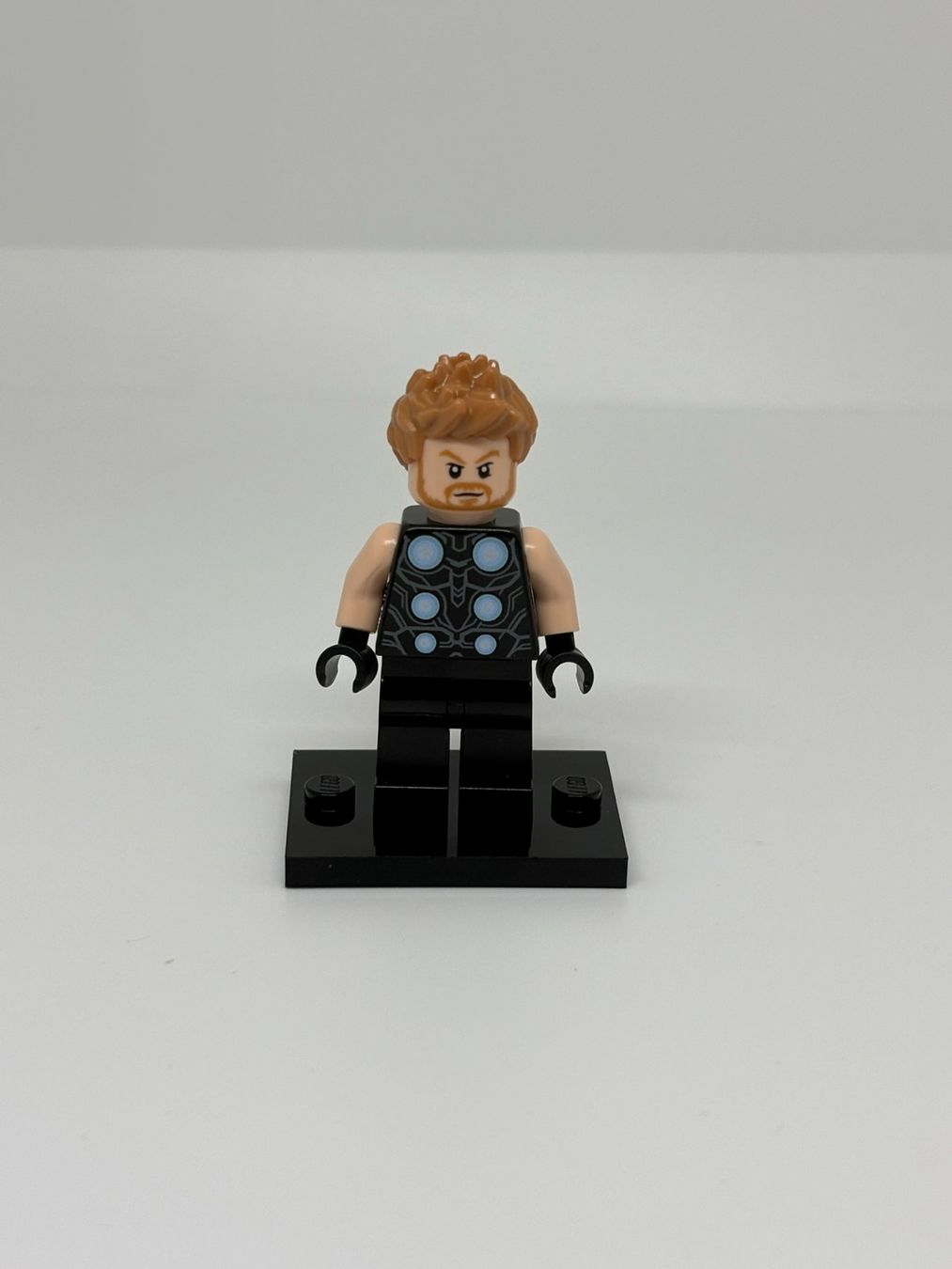 Lego Figuren: Lego Marvel - Thor (sh0502) – Gebraucht aus Horn von tantor7