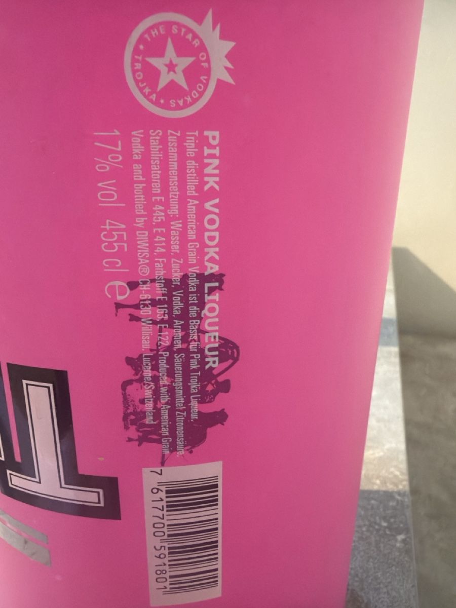 Autres: Grosse Leere Vodka Flasche 455cl – D'occasion à Witterswil par gsc_z6ts 1