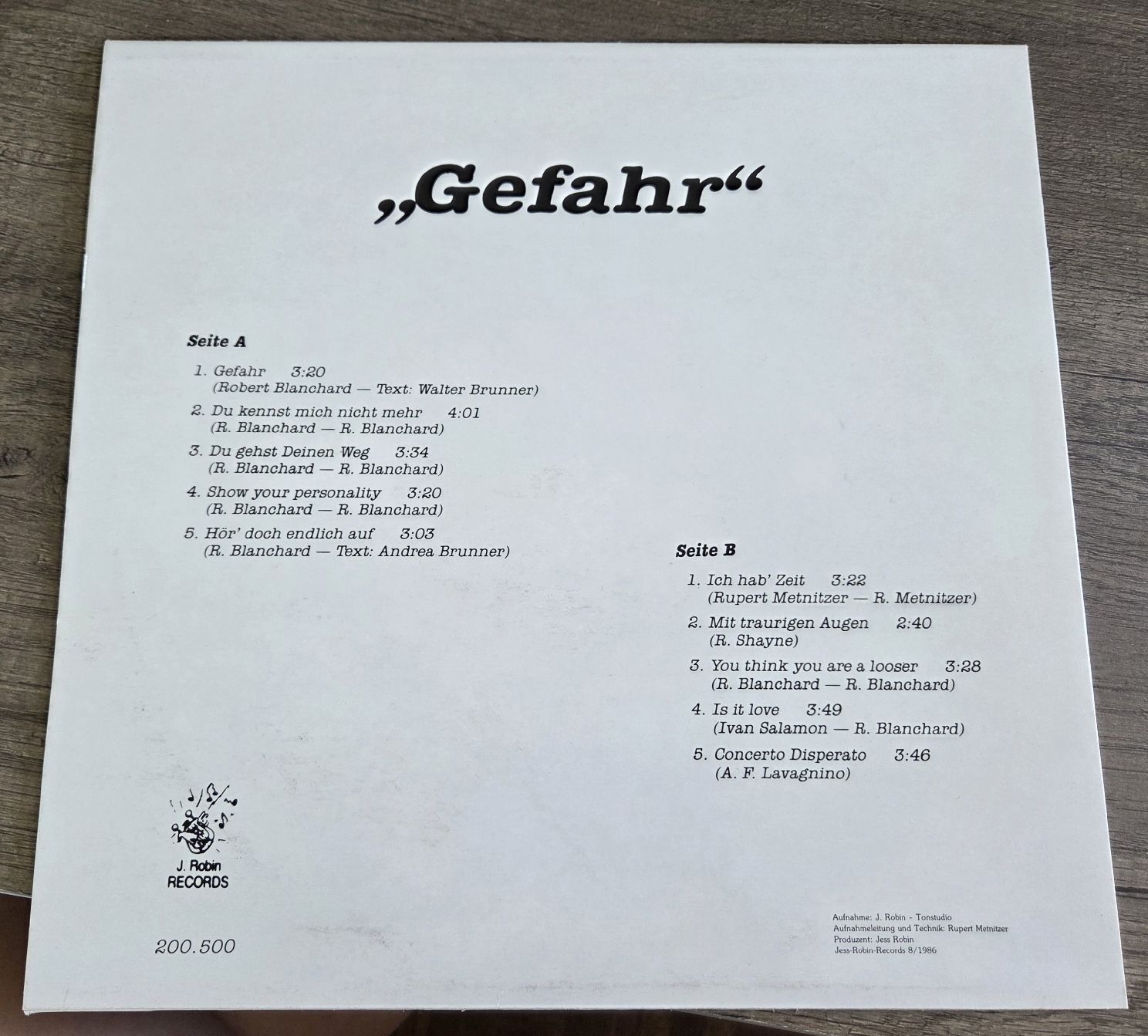 Dischi in vinile: Bert Roberts - Gefahr - Seltene Schweizer Vinyl LP! – Nuovo (secondo la descrizione) da Windisch venduto da jen_7tqz 3