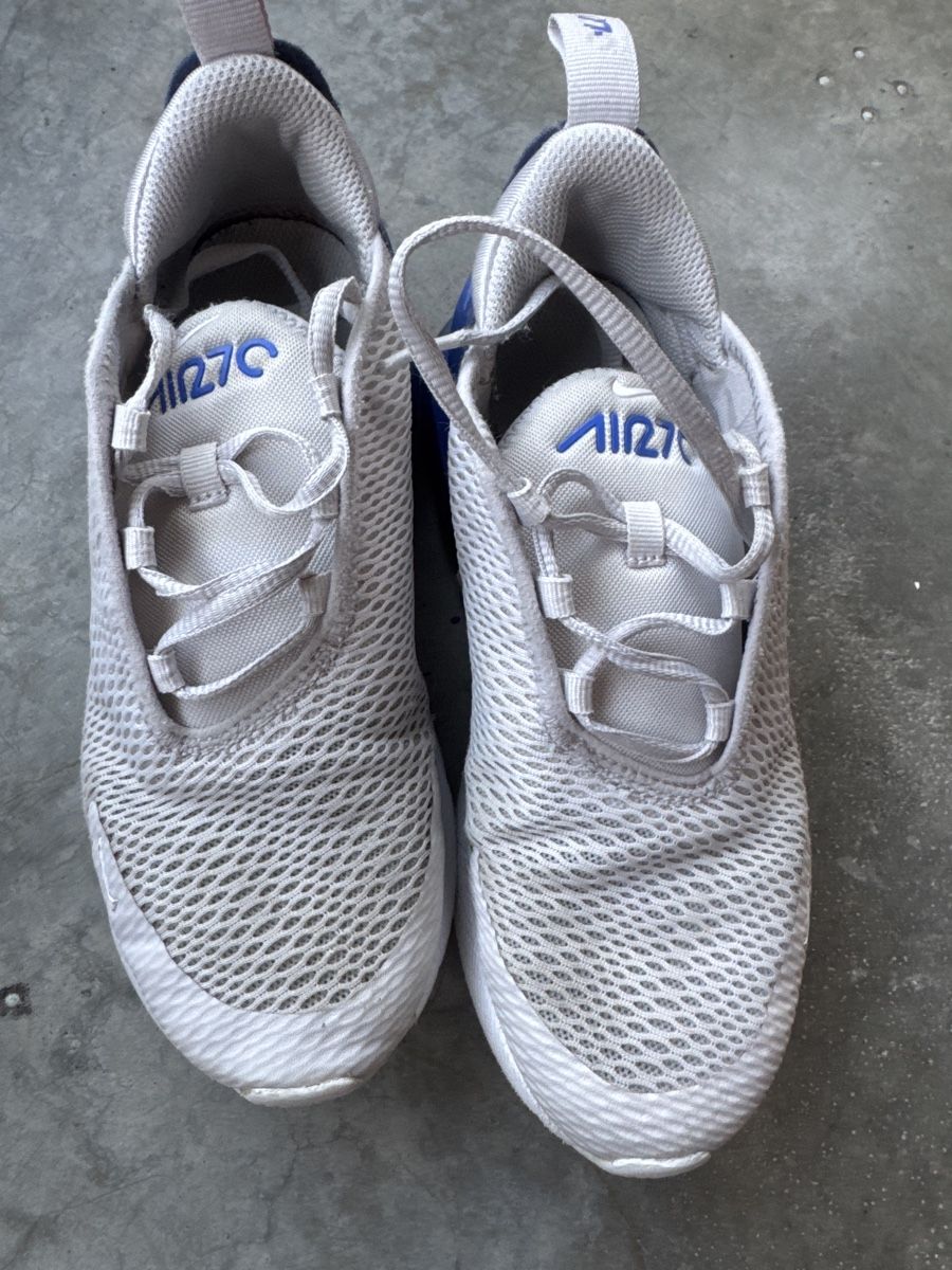 Nike Chaussures garçon: Nike Air Max 70 – D'occasion à Glattpark(Opfikon) par cherrytomate 1