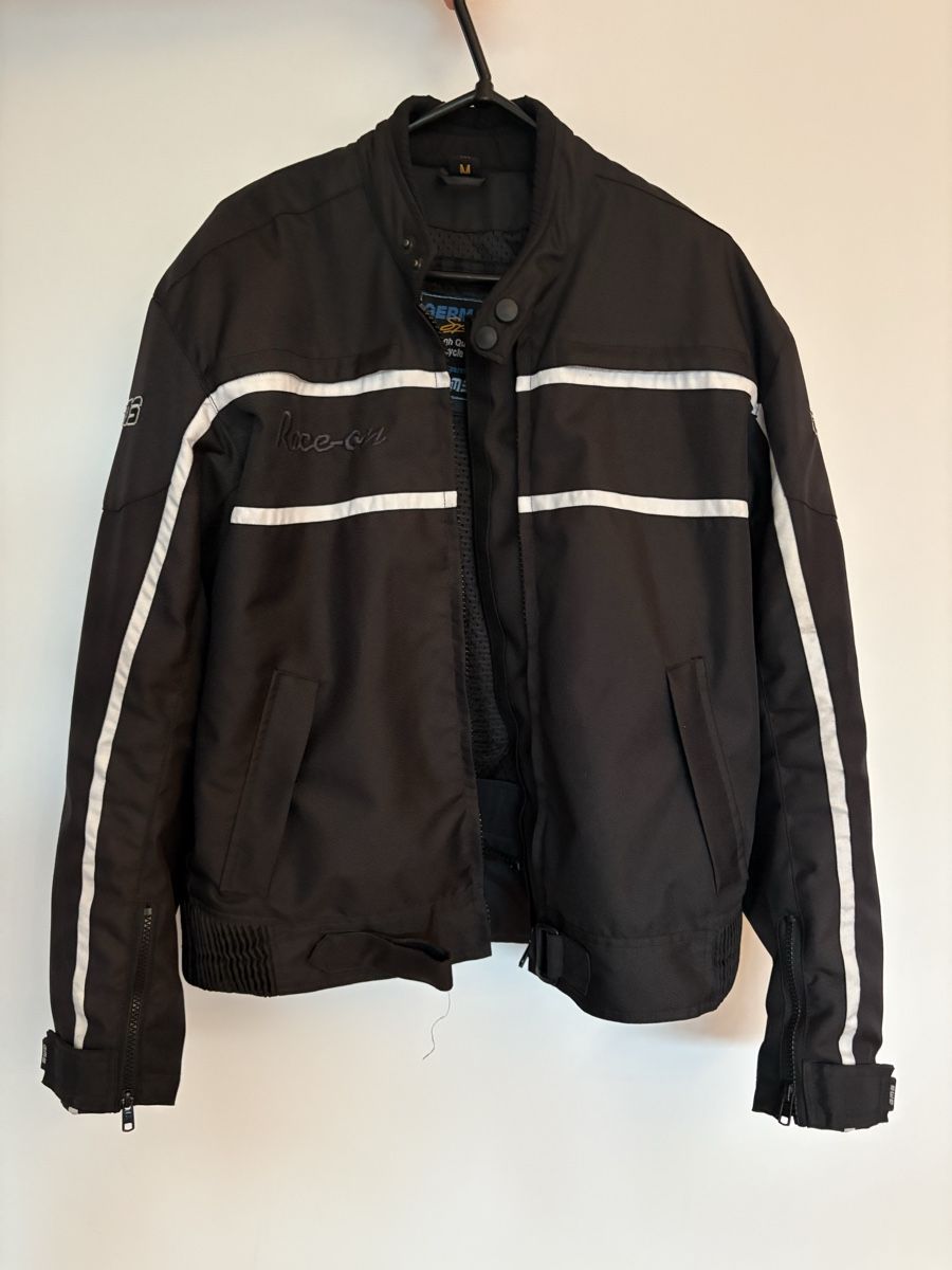 Giacche: Motorradjacke  – Usato da Luzern venduto da jsabella_BS32