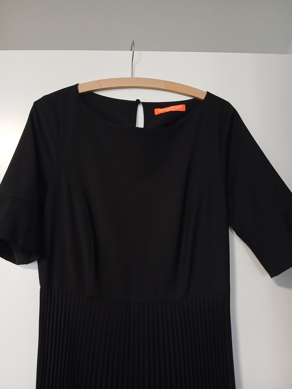 Vestiti: Designer Wollkleid – Nuovo (secondo la descrizione) da Wettingen venduto da marlu17 1
