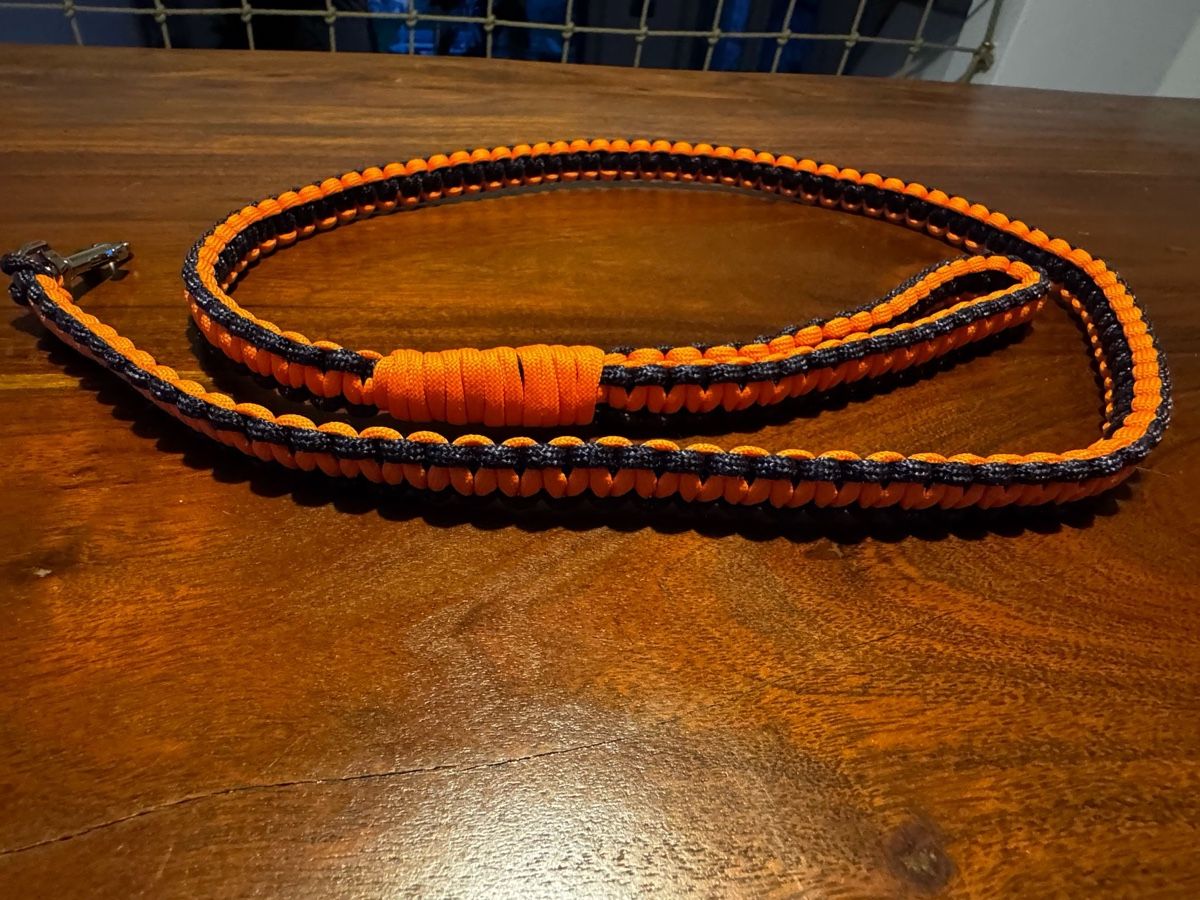 Guinzagli & Collari: Hundeleine schwarz/orange - NEU – Nuovo e nell'imballaggio originale da Egg b. Zürich venduto da Brocki_Insel_Egg 1