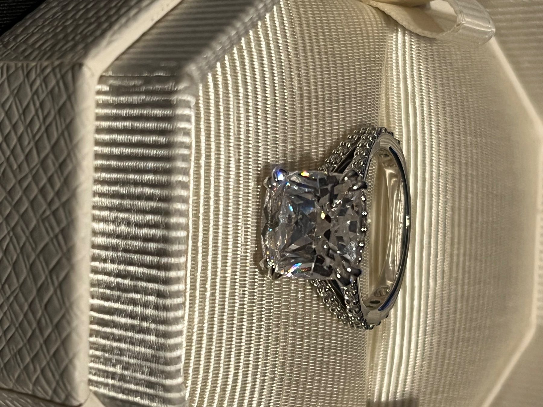 Swarovski Bagues: Original Swarovski Ring Stilla Grösse 52 – D'occasion à Vallamand par noellebaudin75 2