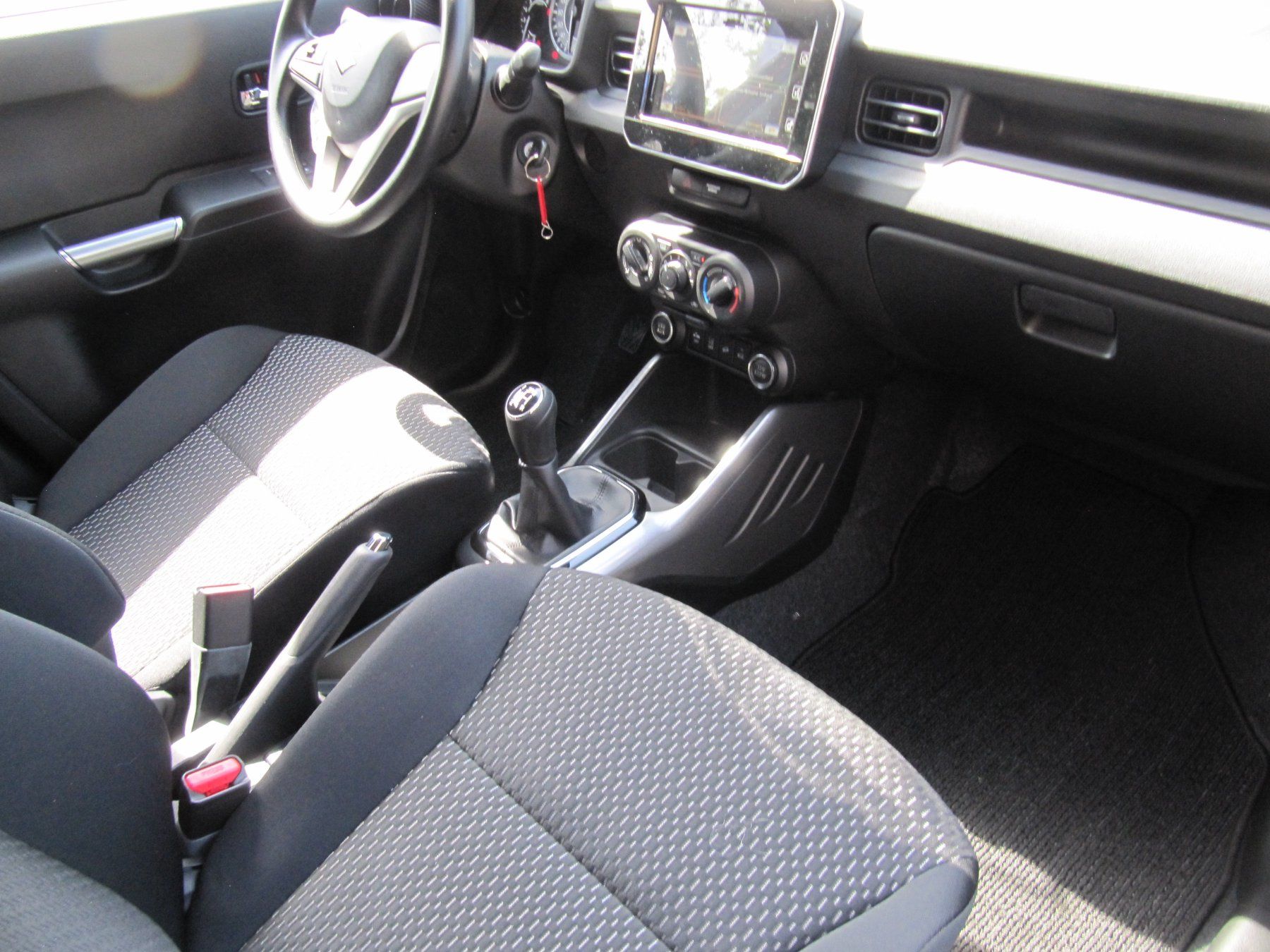 Suzuki Automobili: Suzuki Ignis 4x4 – Usato da Rotkreuz venduto da auto-bachmann 5