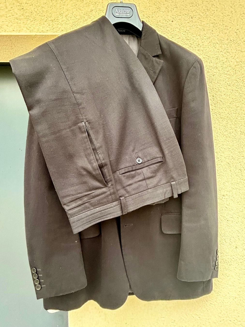 Completi: Costume Arrow Taille  52/44 – Usato da Bôle venduto da mel_79h6