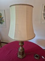 Vintage Tischlampe mit drei Leuchtstufen