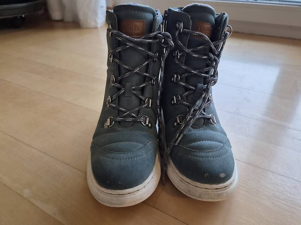Bench Scarpe per ragazze: Bench Winterschuhe, Gr.33 – Usato da Russikon venduto da i_laura 3