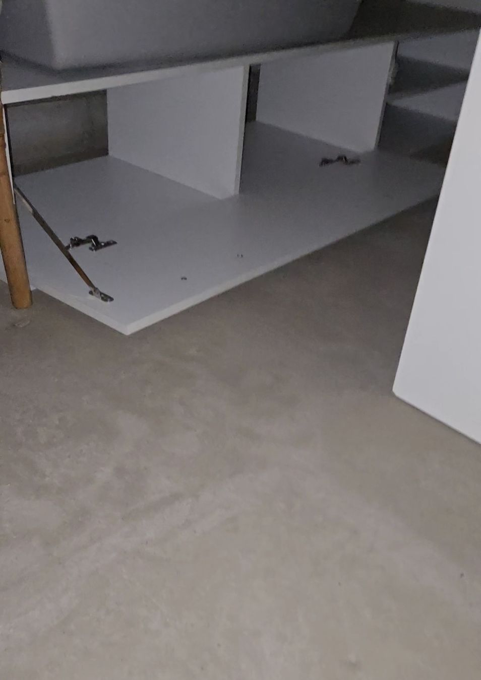Ikea Mobili TV: Ikea TV-Möbel – Usato da Affoltern am Albis venduto da avi_ 1
