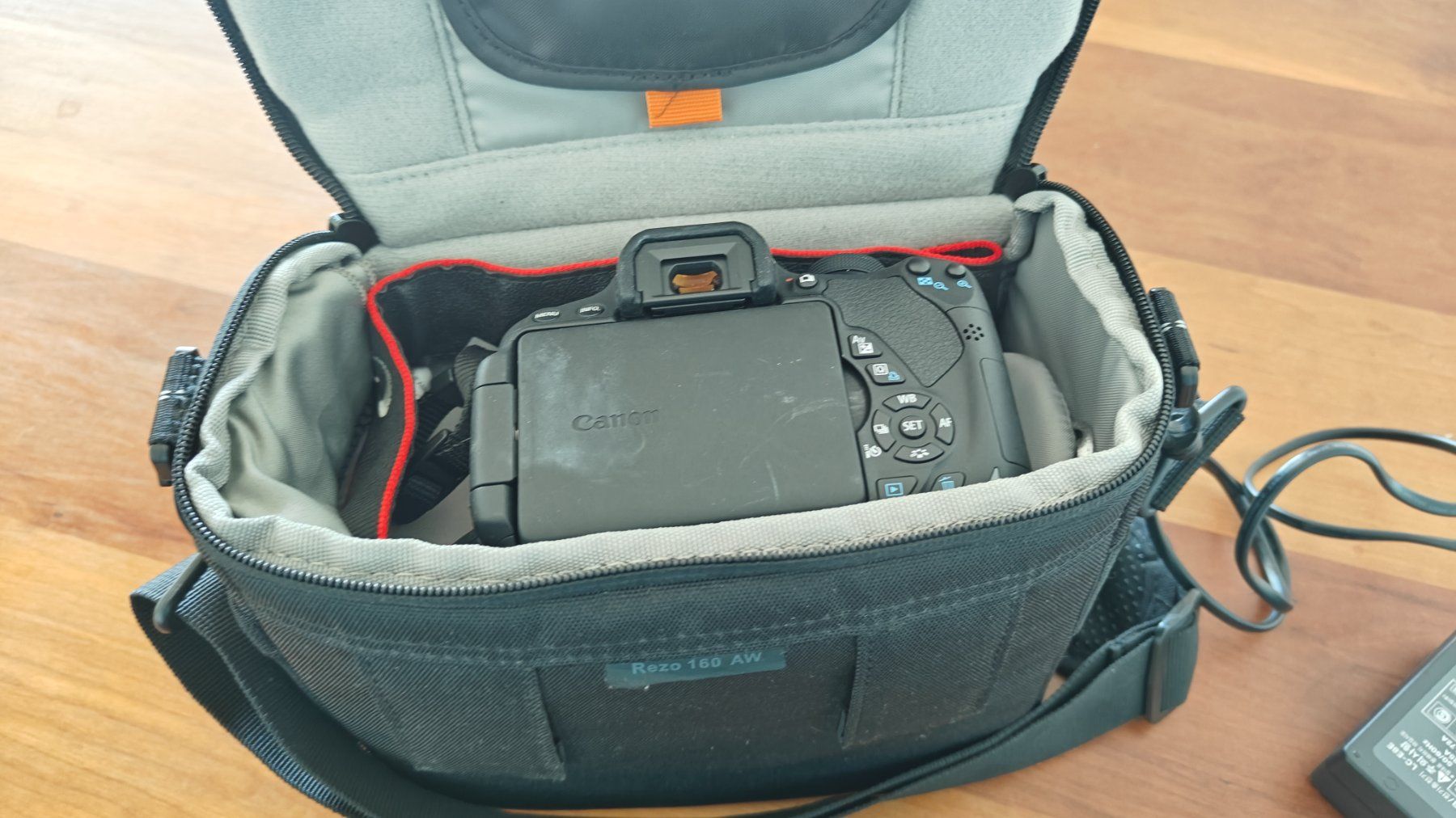 Canon Kamera: Canon EOS 700D mit 2 Objektiven - Super Zustand! – Gebraucht aus Ins von See_Land 9