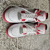 Nike Air Jordan 4 Retro Fire Red, Grösse 44