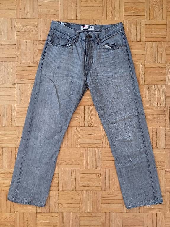 Jeans: Jean Levi's taille 32x32 gris – D'occasion à Glovelier par GaCh 1