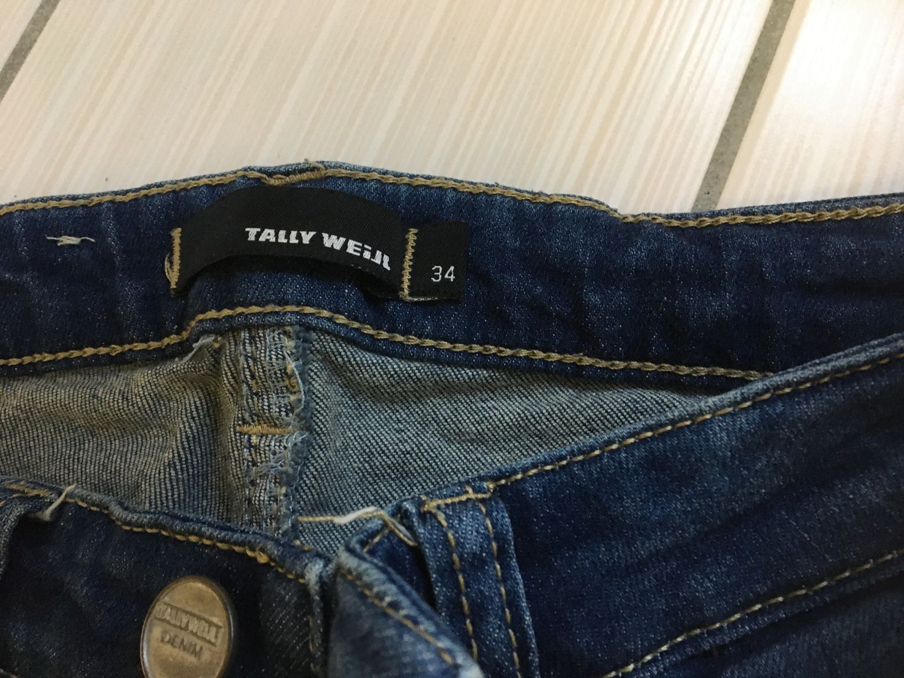 Zara Lots de vêtements: Kleiderpacket 34 – D'occasion à Arth par Vrecam51 3