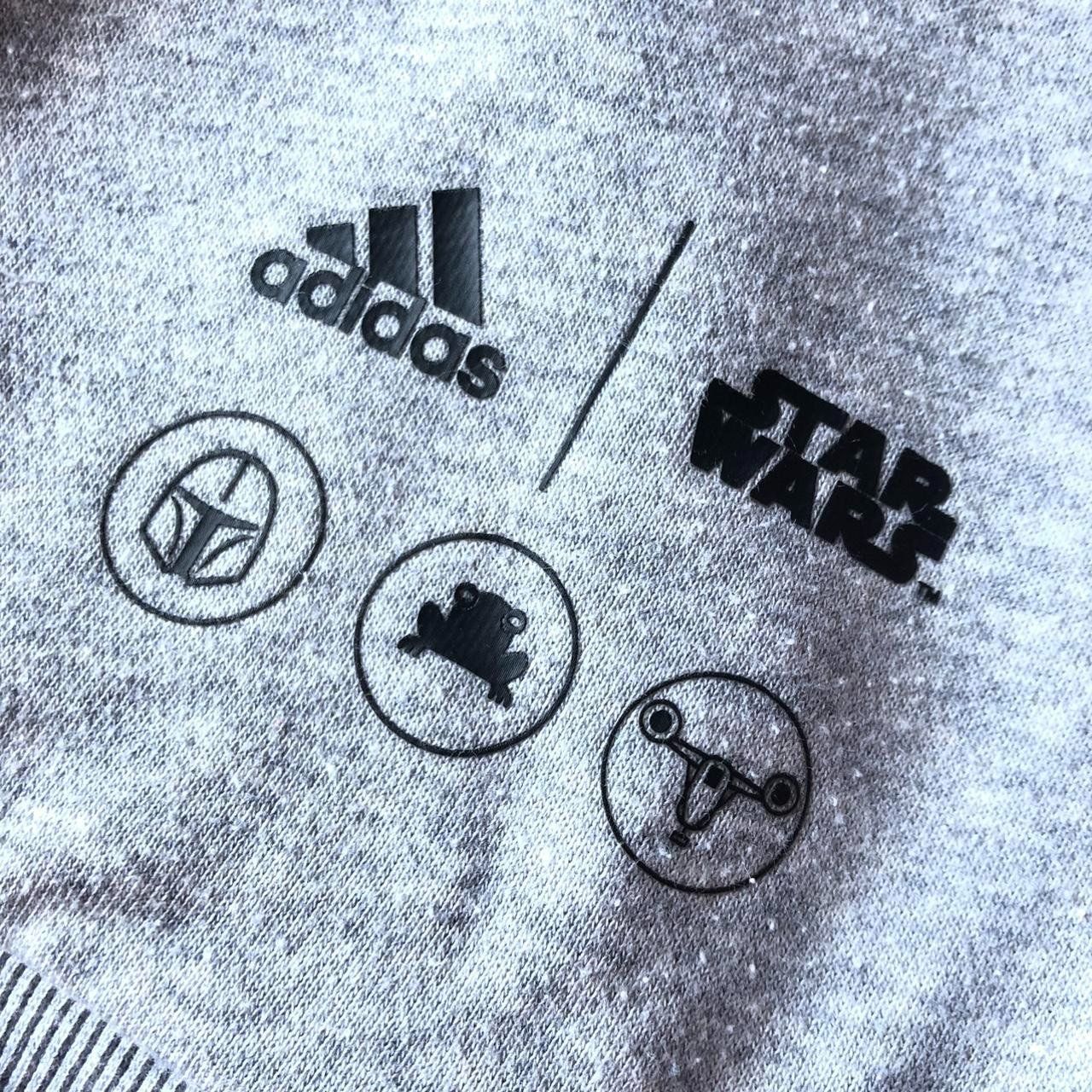 Adidas Pulls & Sweat-shirts: Pull Adidas x Star Wars Grey Men S – D'occasion à Genève par ang_7j7j 7