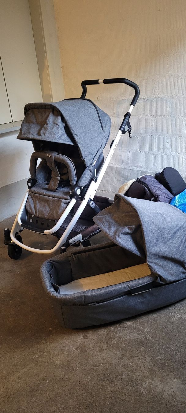 Britax Römer Carrozzine: Britax Go Next - Kombikinderwagen – Usato da Winterthur venduto da furrerlu